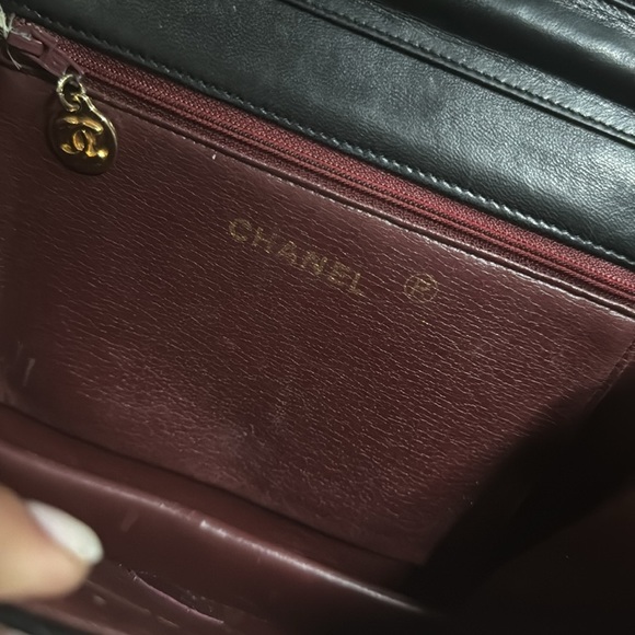 VINTAGE Chanel Shoulder Crossbody Flap Bag - Picture 10 of 14